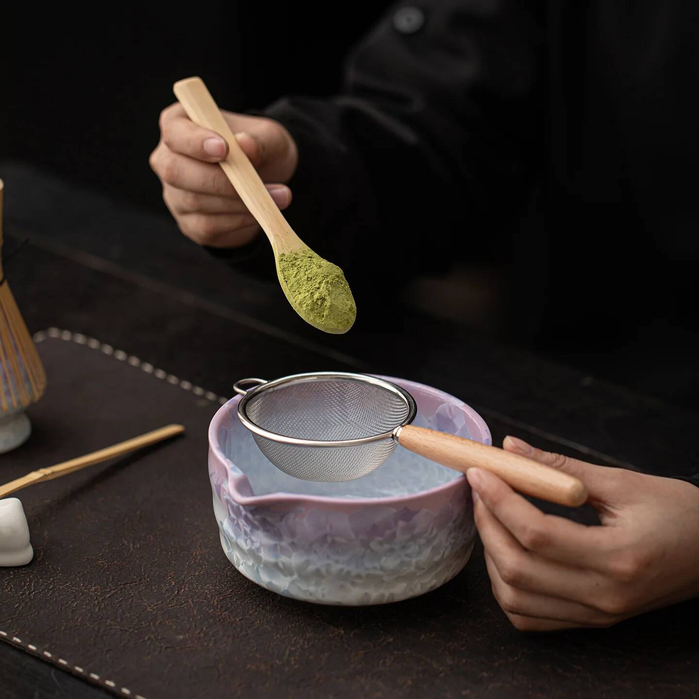 Matcha Whisk Set - ชุดชาเขียวมัทฉะคริสตัลไลน์ไอซ์ฟลาวเวอร์ 4/8 ชิ้น รุ่นใหม่ปี 2026, ชุดของขวัญพร้อมถ้วยเซรามิกและที่ตีชา,