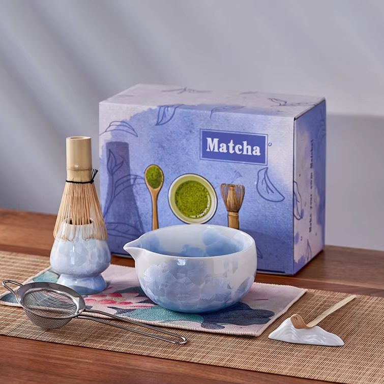 Matcha Whisk Set - ชุดอุปกรณ์ชงชาแบบญี่ปุ่น 7 ชิ้น พร้อมที่ตีชาแบบมัทฉะ ถ้วยชาเซรามิกลายน้ำแข็ง และอุปกรณ์เสริมสำหรับพิธีชงชาครบชุด